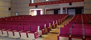 全套专业茄子视频黄色片音响设备入驻慈溪市滨海区影剧院